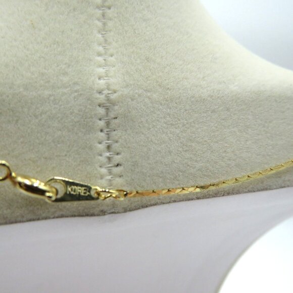 Vintage Gold Tone Necklace Heart Imitation Pearl Stations 18 Inch‎ Korea - Picture 5 of 6